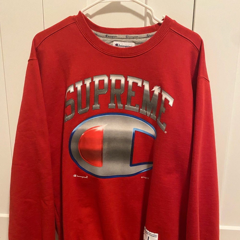 Supreme champion sweater